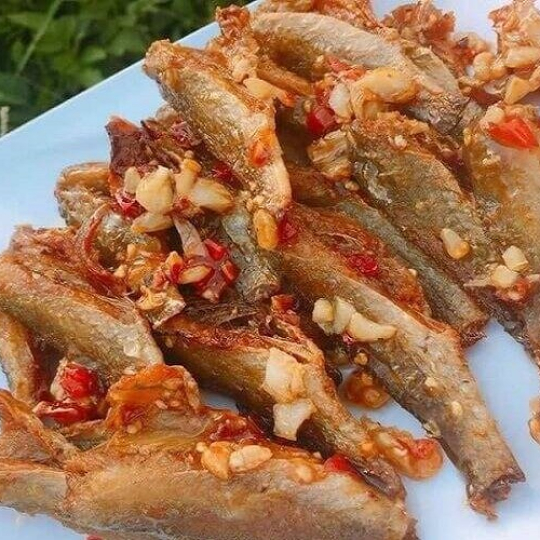 Cá khô đù chiên